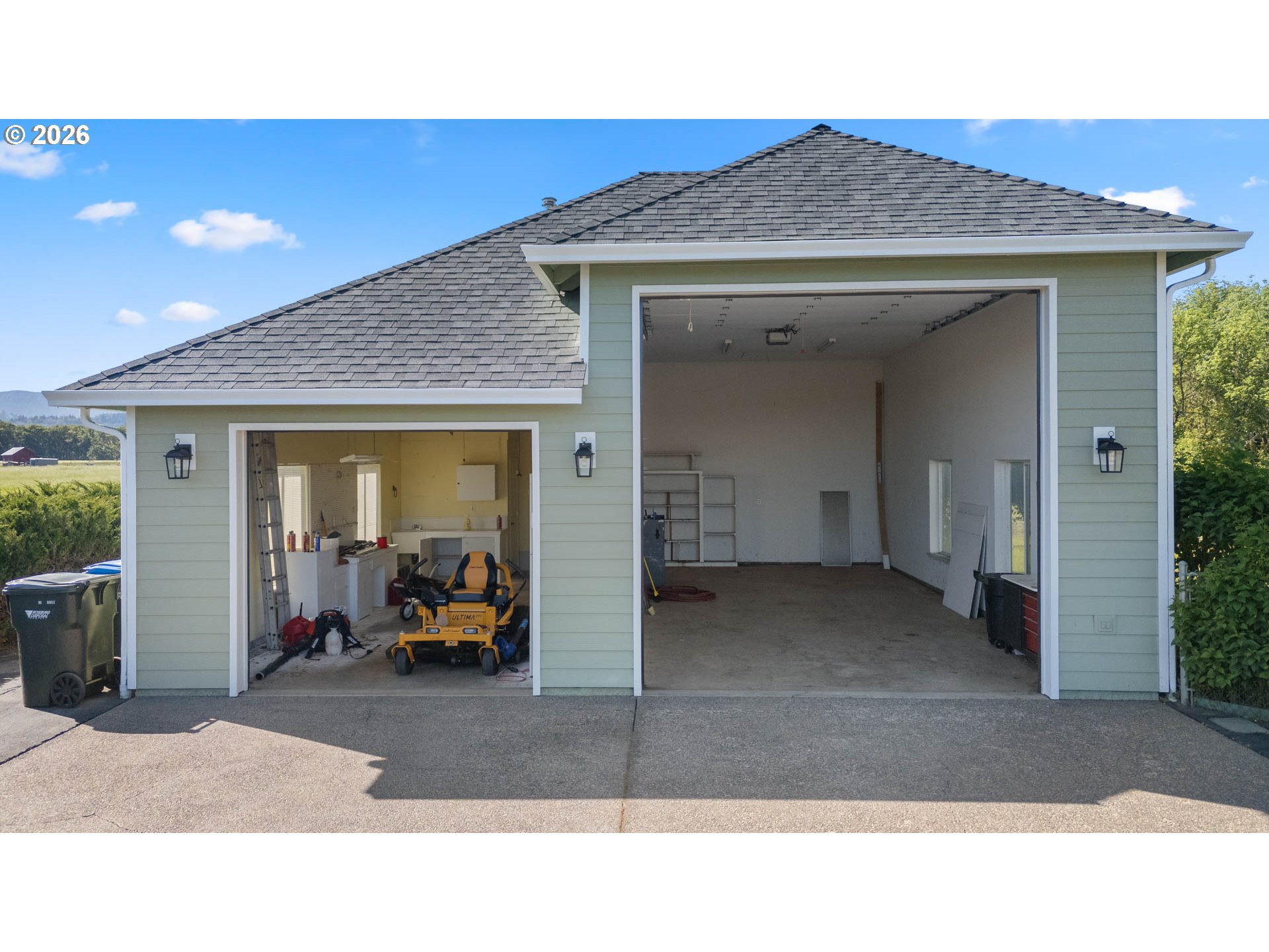475 Curry Road Roseburg, OR 97471 - Photo 40 of 48 RV Garage