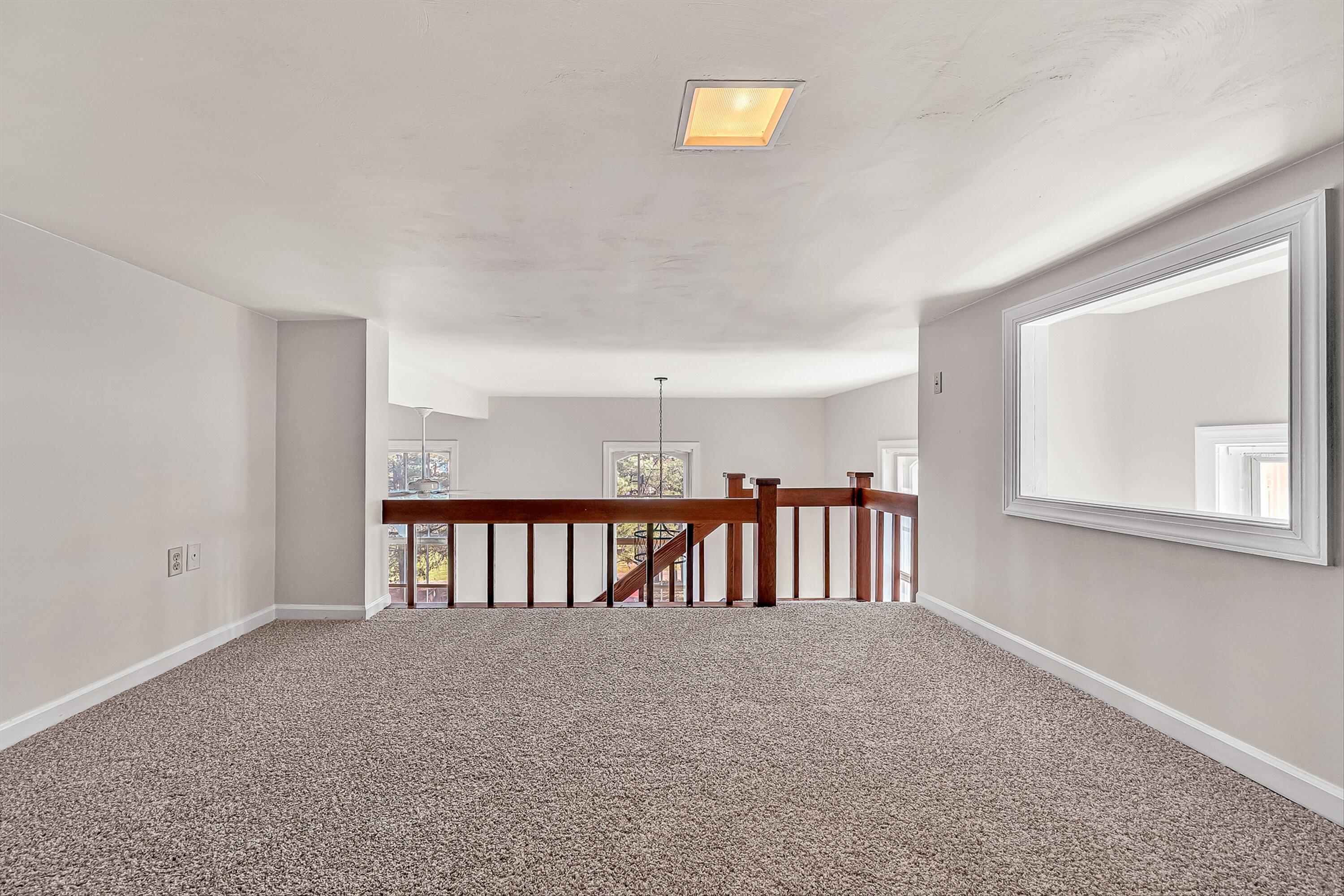 129 Academy Street Salem, VA 24153 - Photo 16 of 28 Upper level