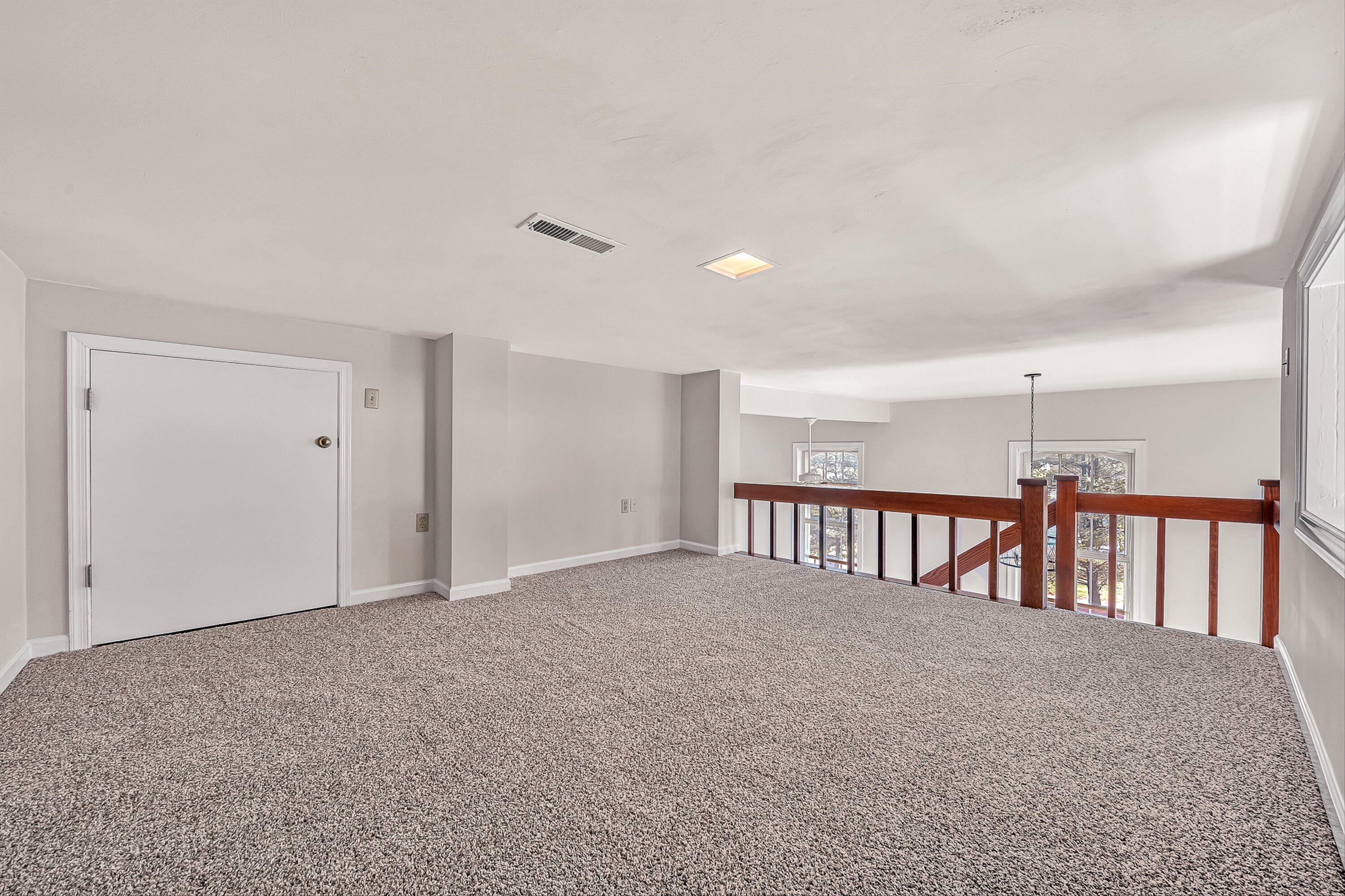 129 Academy Street Salem, VA 24153 - Photo 18 of 28 Open upper level