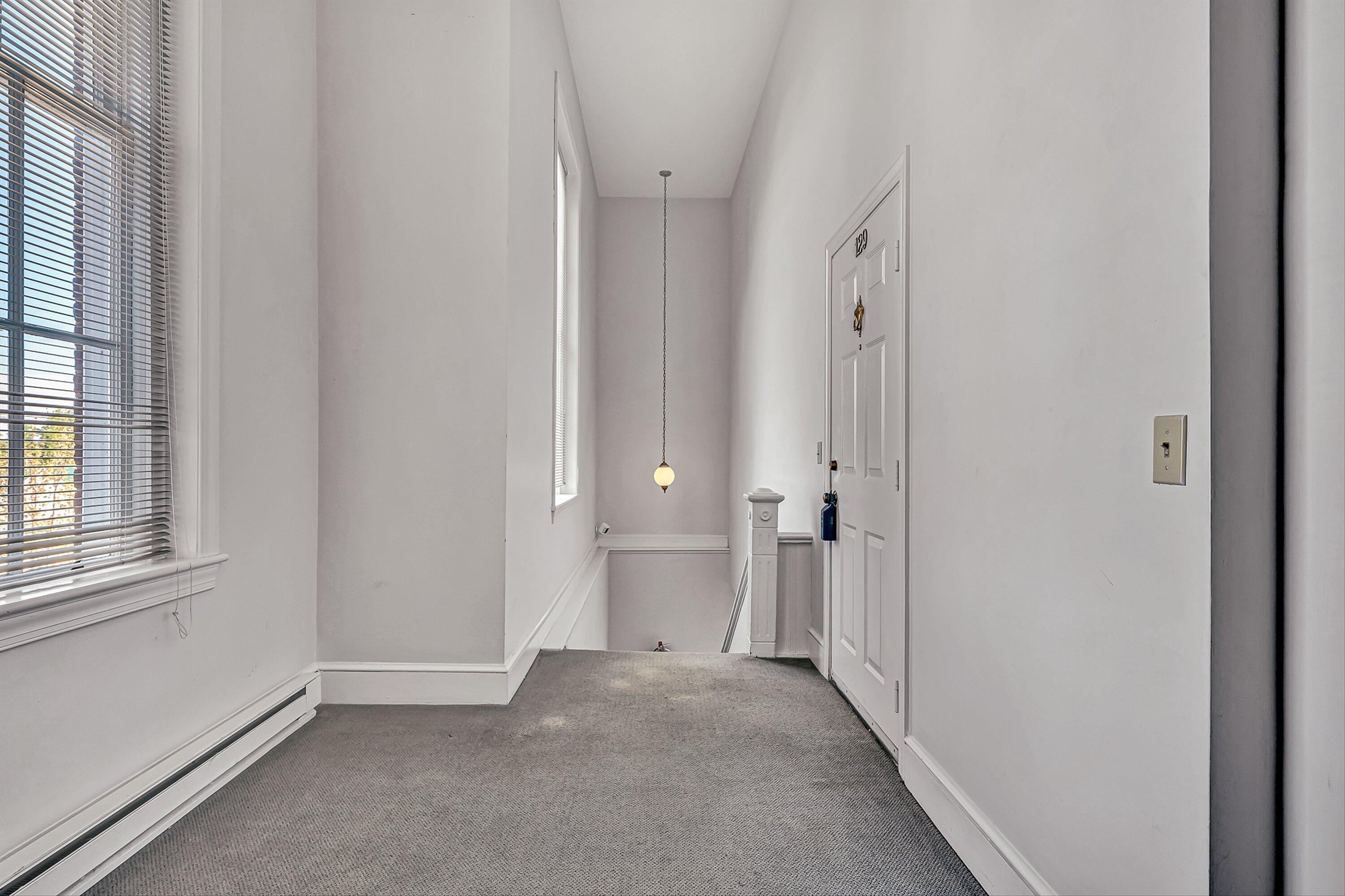 129 Academy Street Salem, VA 24153 - Photo 26 of 28 Outside hall to unit