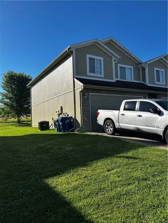 $407,000 | 10609-11 Maple Avenue, Peculiar, MO 64078