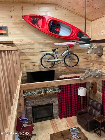 $1,350,000 | 4716-4728 Fred Jennings Road, Walland, TN 37886