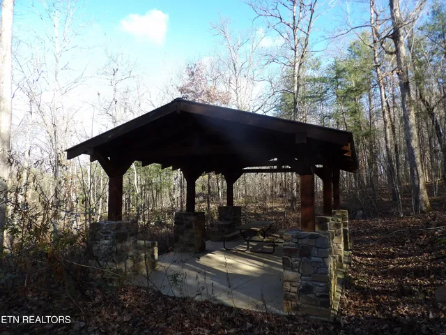 $1,350,000 | 4716-4728 Fred Jennings Road, Walland, TN 37886