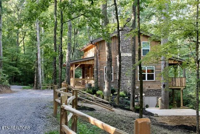 $1,350,000 | 4716-4728 Fred Jennings Road, Walland, TN 37886