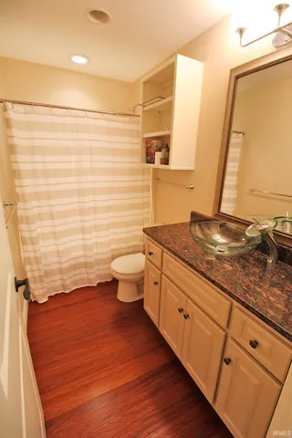 $499,900 | 1512 Victoria Green Boulevard, Evansville, IN 47715