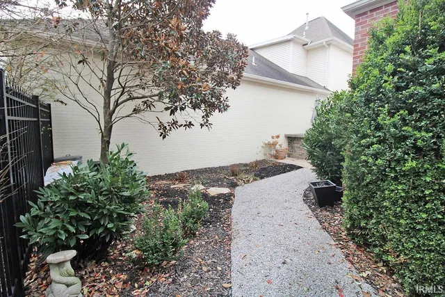 $499,900 | 1512 Victoria Green Boulevard, Evansville, IN 47715