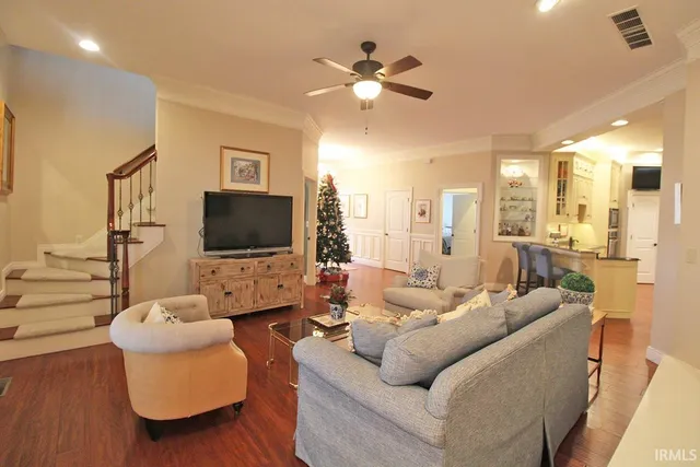 $499,900 | 1512 Victoria Green Boulevard, Evansville, IN 47715