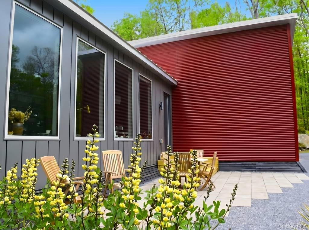 32 Old East Road Wallkill, NY 12589 - Photo 4 of 36 Gallery Image 4