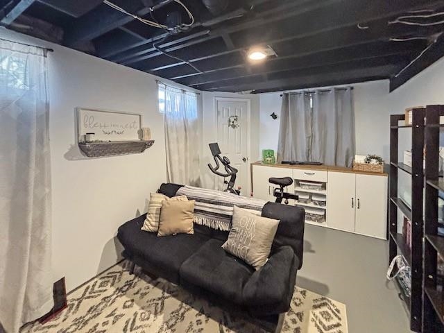 1611 Warren Road Rockford, IL 61108 - Photo 17 of 19 Gallery Image 17