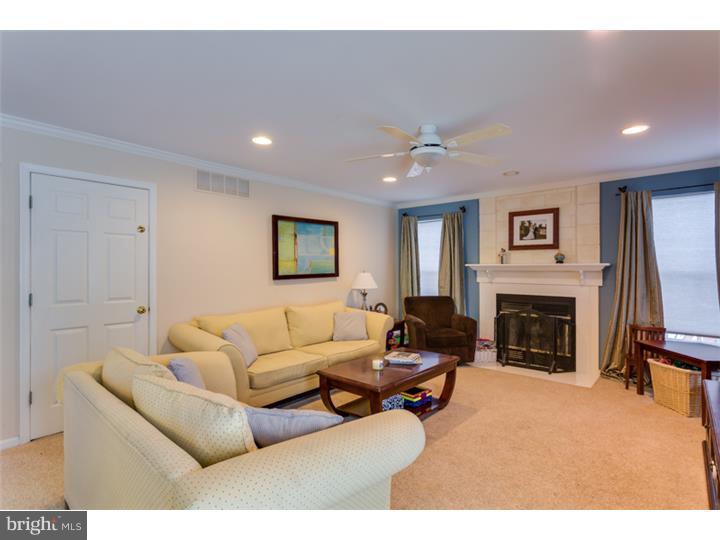 12 Rockingham Drive Marlton, NJ 08053 - Photo 11 of 25 Family Room