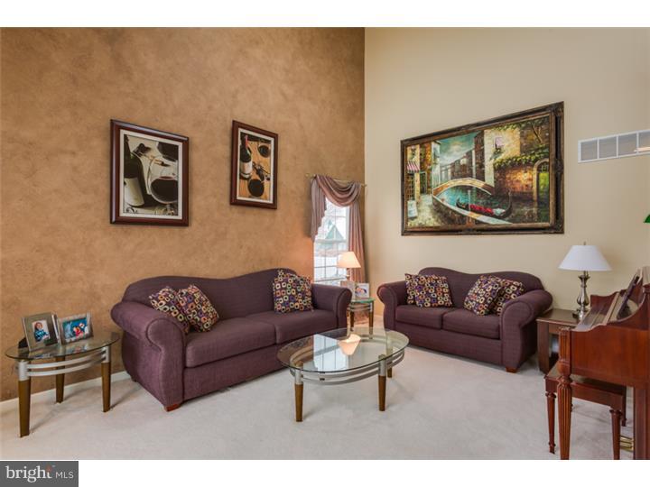 12 Rockingham Drive Marlton, NJ 08053 - Photo 3 of 25 Living Room