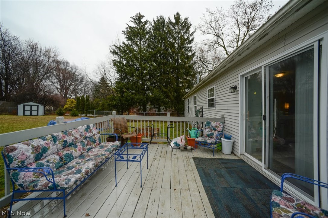 609 Jarvis Road Akron, OH 44319 - Photo 24 of 28 Large deck off kithchen for cook outs