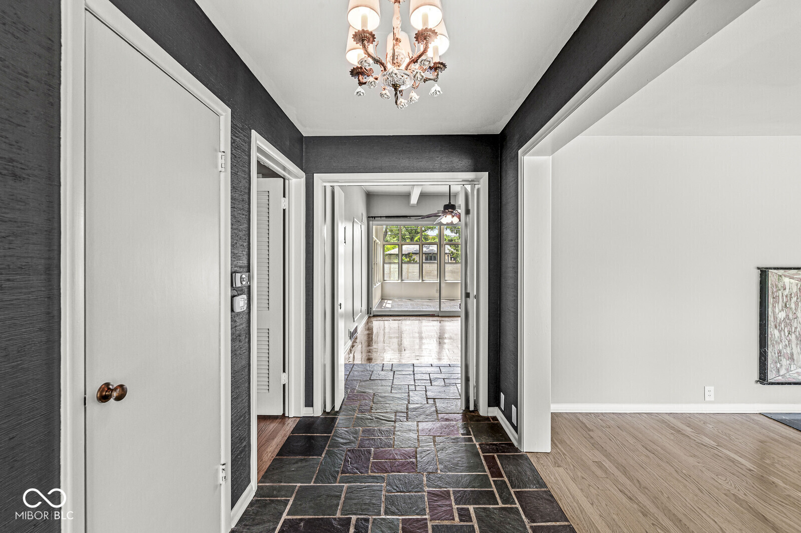 6630 Spring Mill Road Indianapolis, IN 46260 - Photo 18 of 44 Gallery Image 18