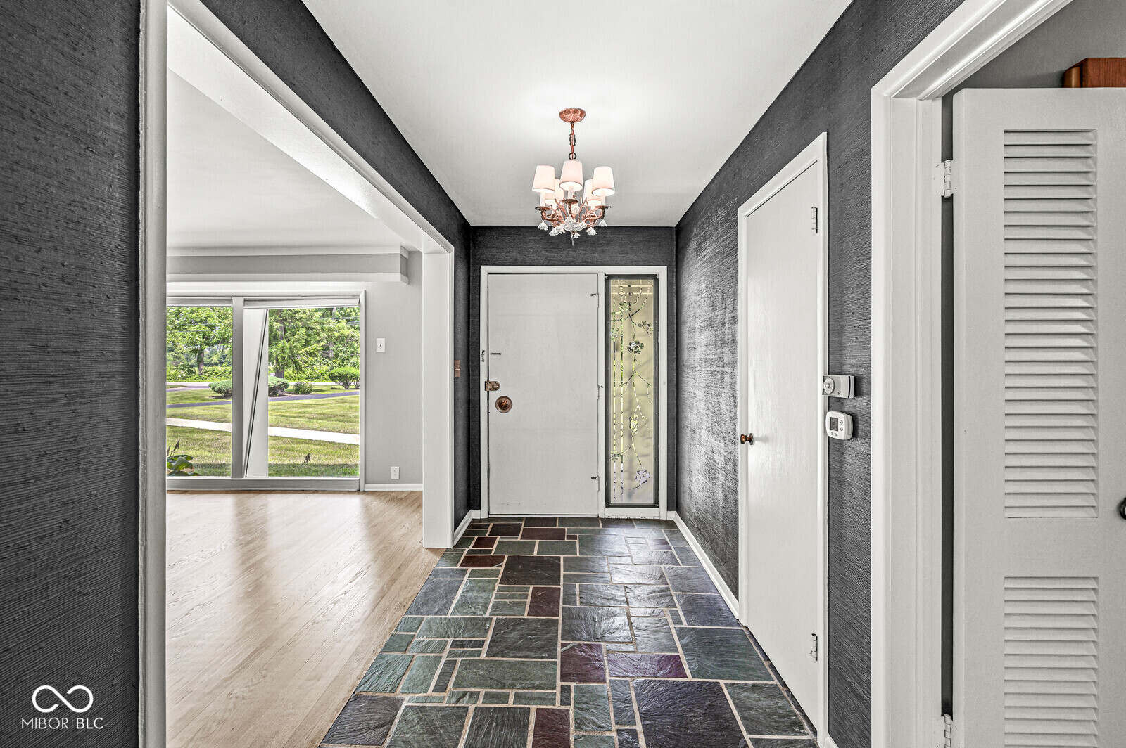 6630 Spring Mill Road Indianapolis, IN 46260 - Photo 19 of 44 Gallery Image 19