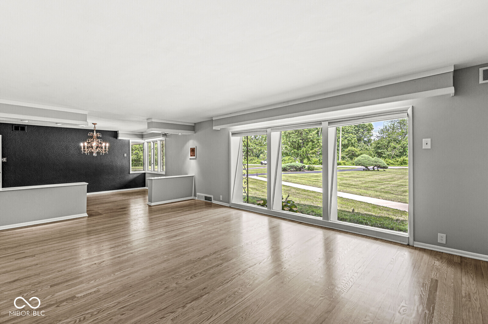 6630 Spring Mill Road Indianapolis, IN 46260 - Photo 20 of 44 Gallery Image 20