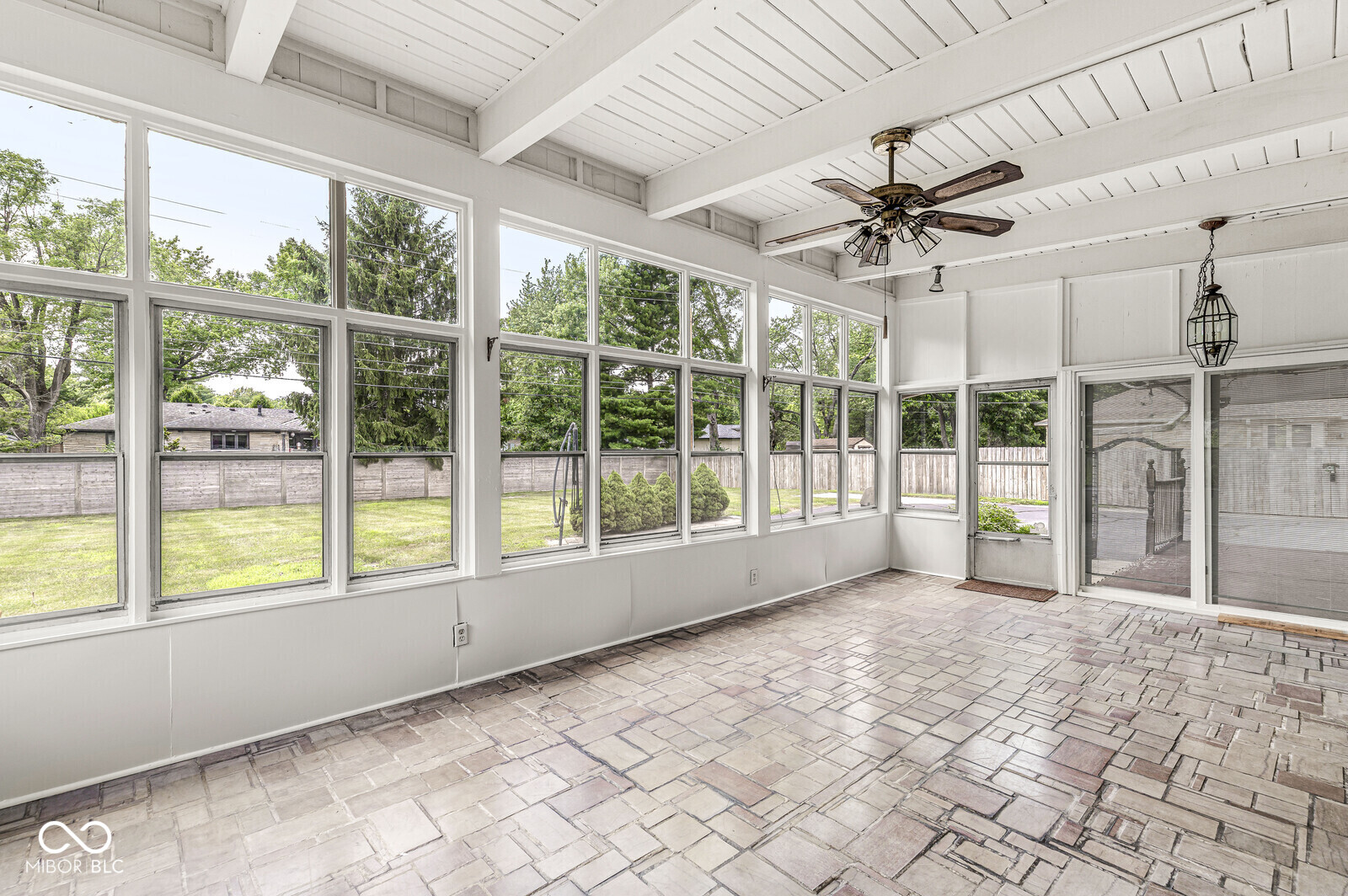 6630 Spring Mill Road Indianapolis, IN 46260 - Photo 29 of 44 Gallery Image 29