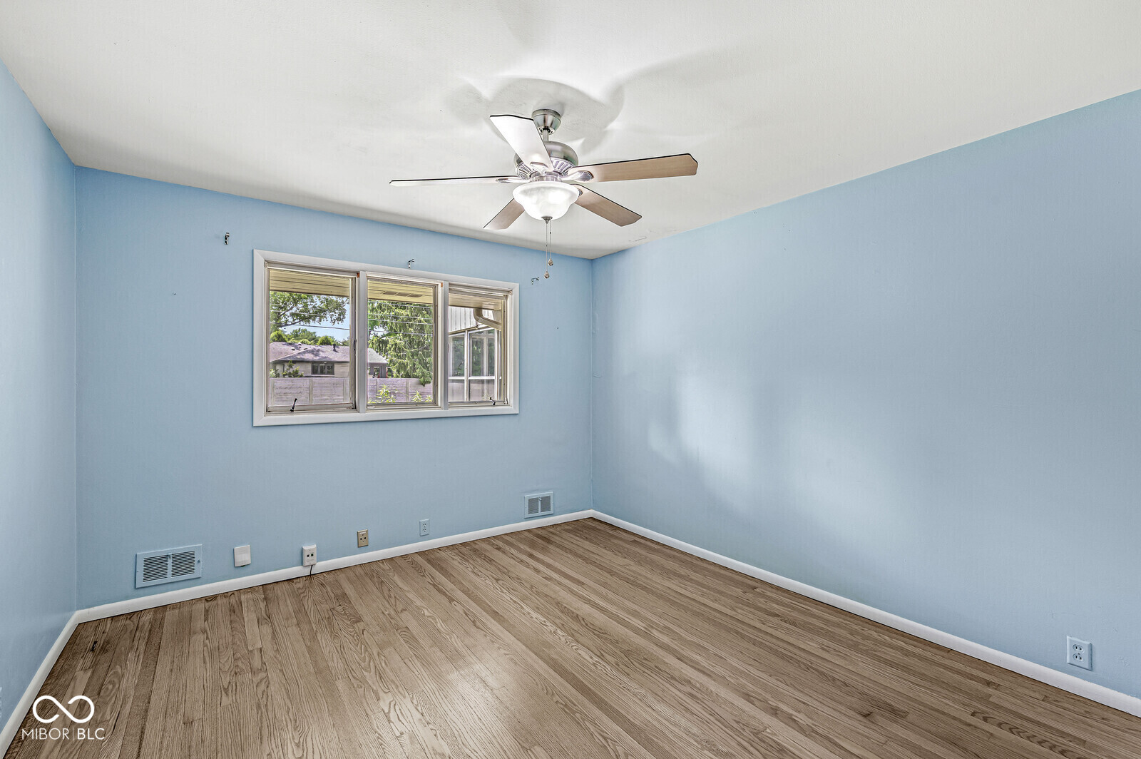 6630 Spring Mill Road Indianapolis, IN 46260 - Photo 37 of 44 Gallery Image 37