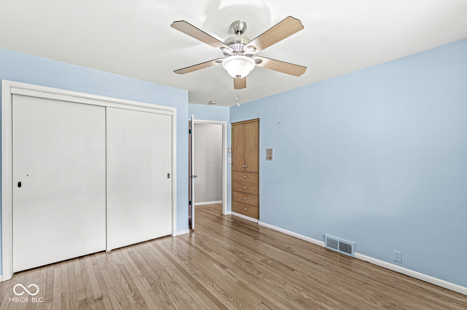 6630 Spring Mill Road Indianapolis, IN 46260 - Photo 39 of 44 Gallery Image 39