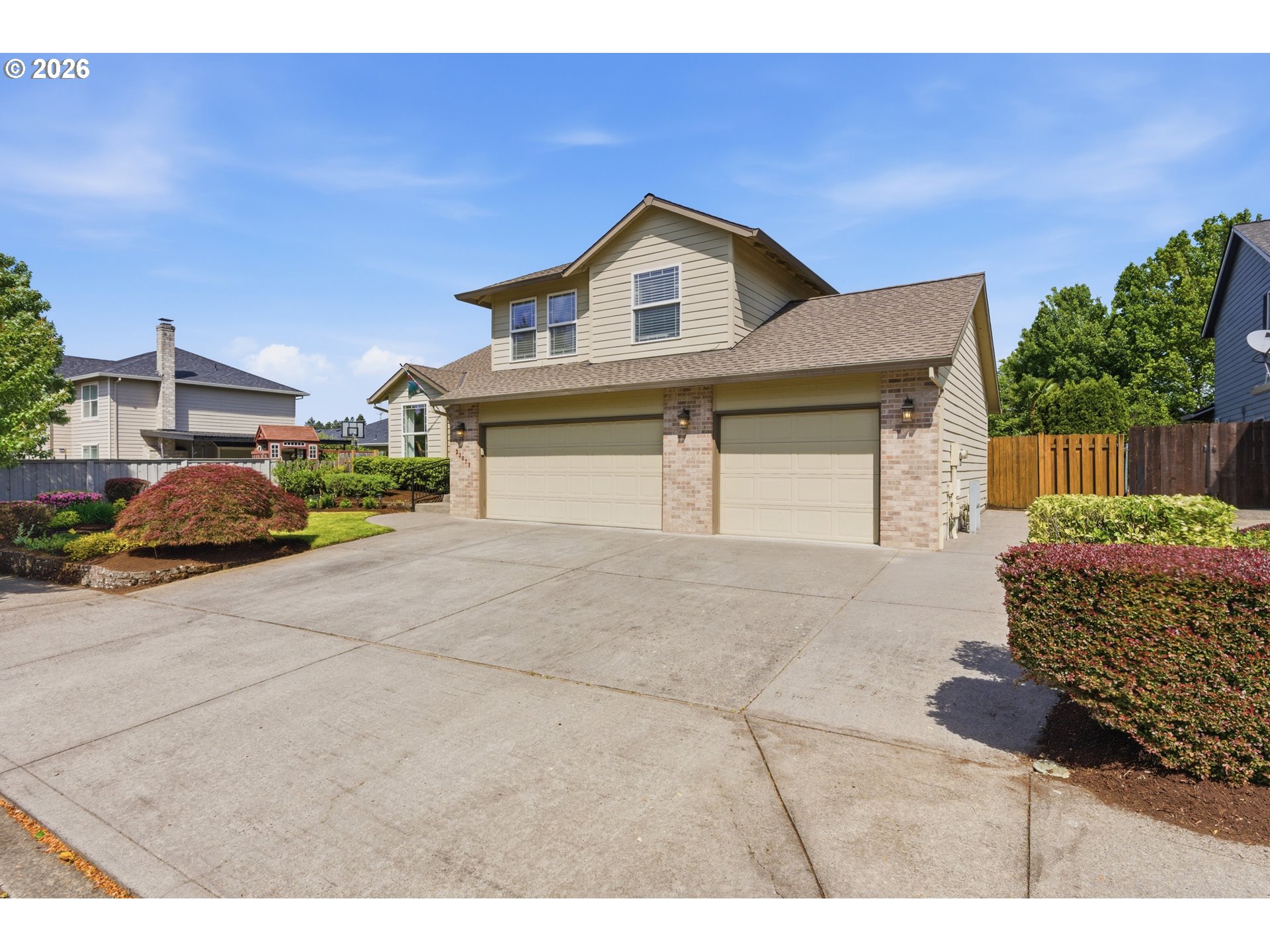 22073 Northeast Shaver Court Fairview, OR 97024 - Photo 2 of 41