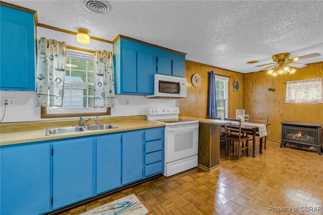 25 Little John Street Reedville, VA 22539 - Photo 7 of 25
