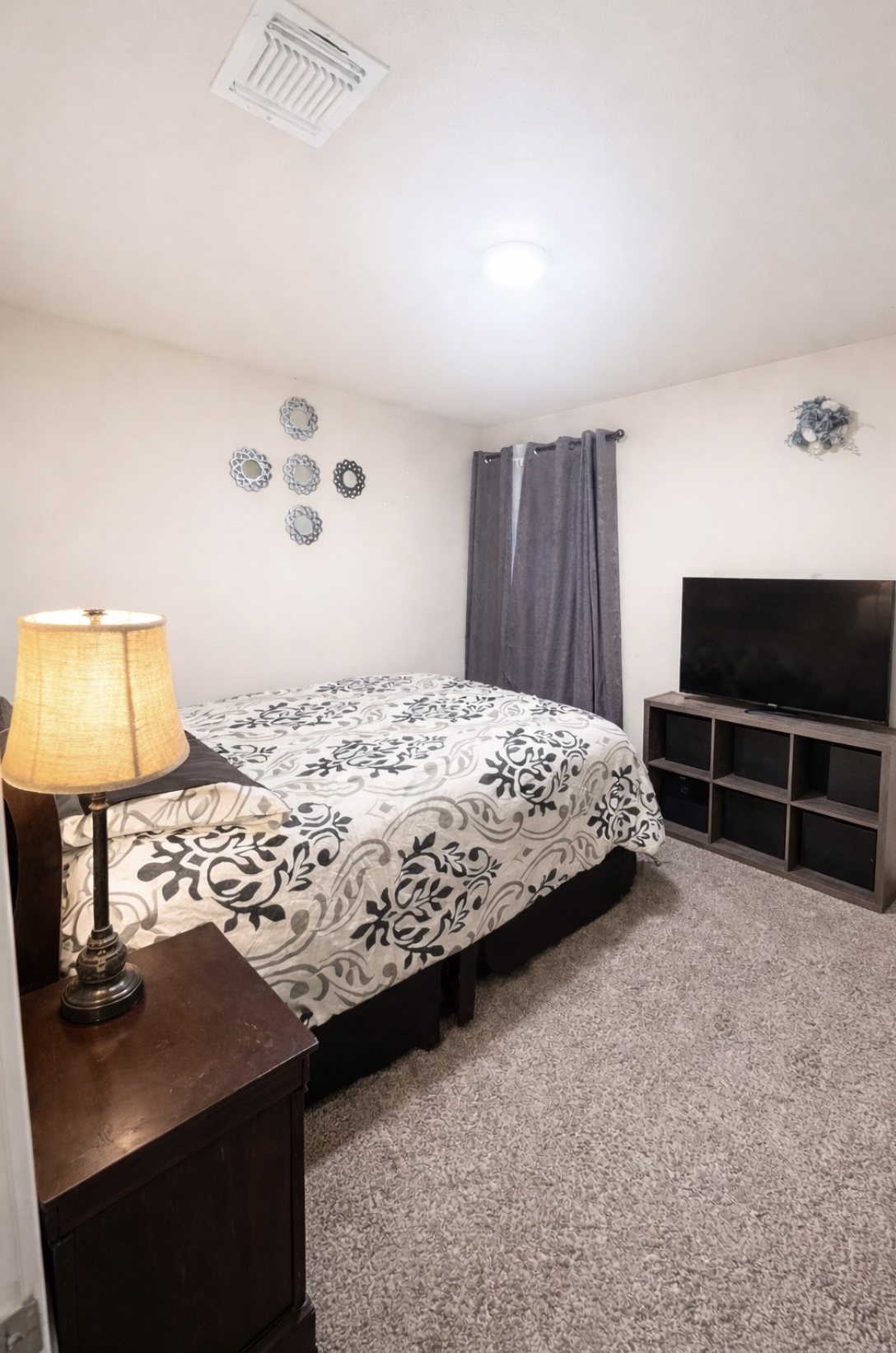 148 Pivot Drive Taylor, TX 76574 - Photo 7 of 9