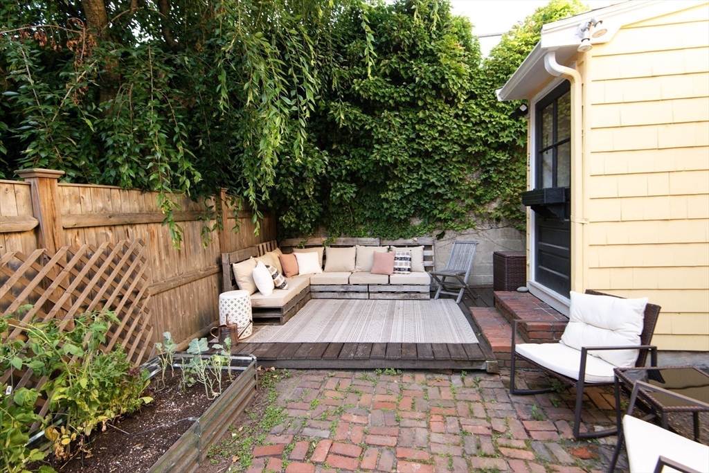 2 Seminary Street, Unit 2 Boston, MA 02129 - Photo 11 of 23 Gallery Image 11