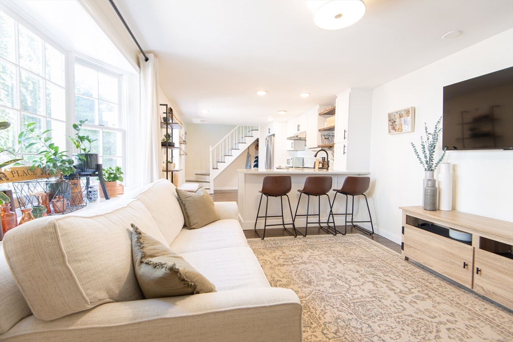 2 Seminary Street, Unit 2 Boston, MA 02129 - Photo 4 of 23 Gallery Image 4