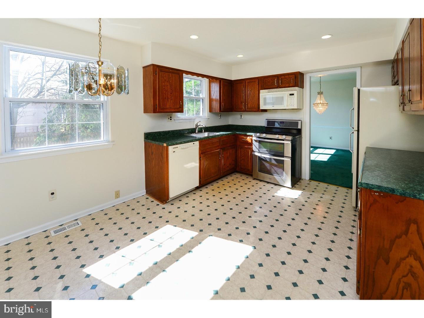 11 Utica Road Marlton, NJ 08053 - Photo 6 of 18