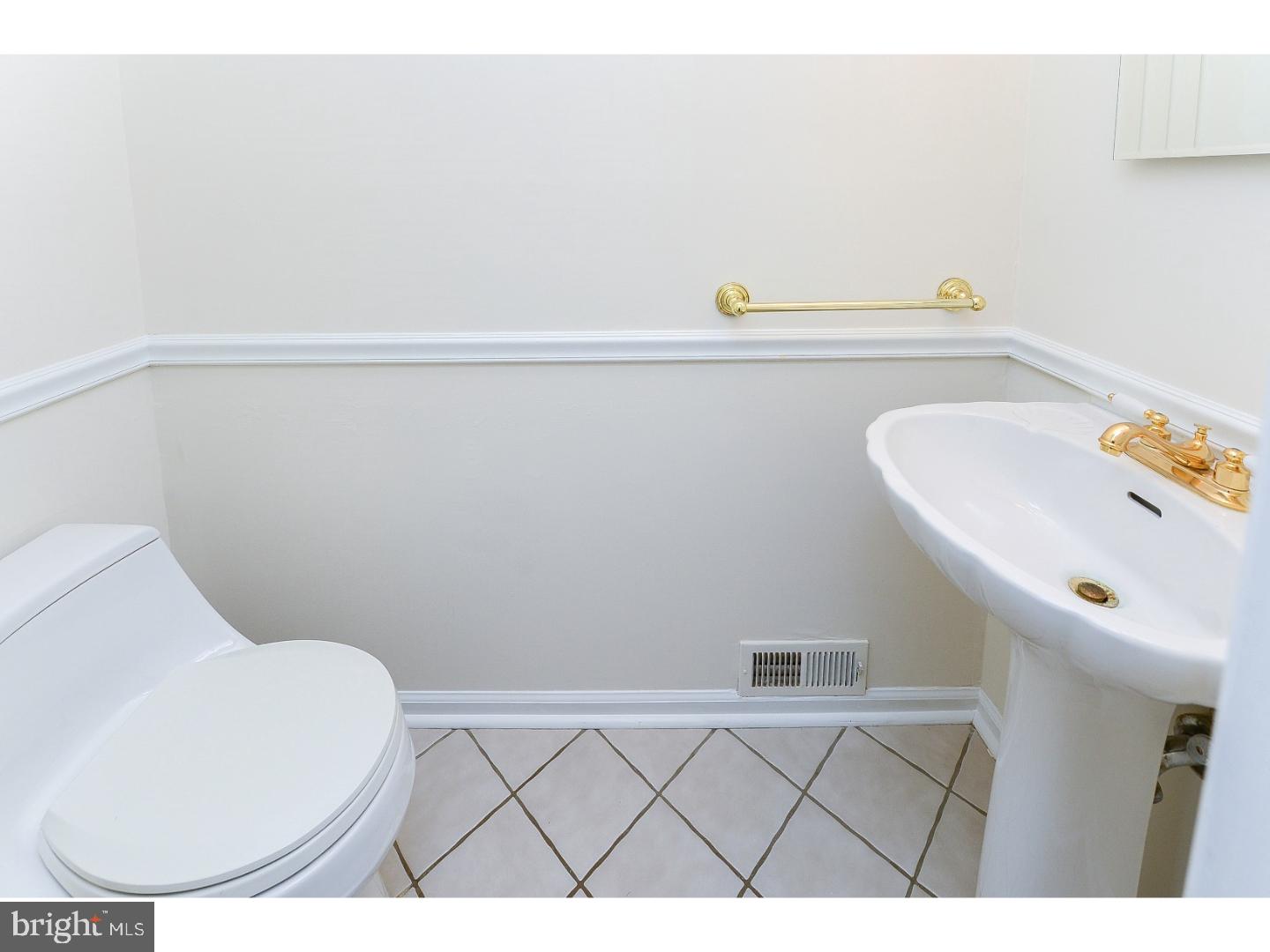 11 Utica Road Marlton, NJ 08053 - Photo 10 of 18