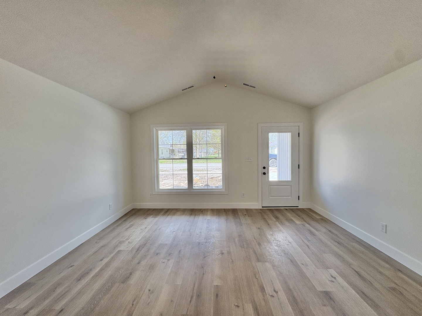 209 Madison Street Cambria, IL 62918 - Photo 3 of 20