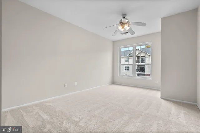 $500,000 | 1570 Spring Gate Dr., Unit 7303, McLean, VA 22102