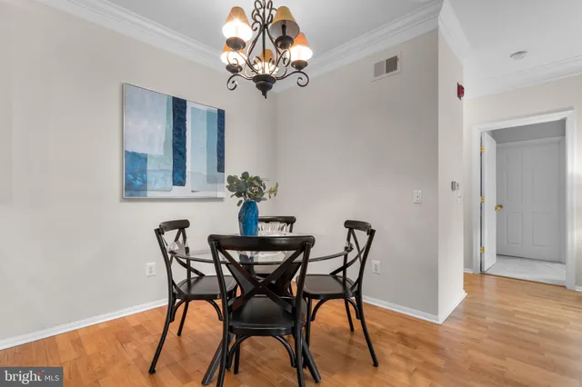 $500,000 | 1570 Spring Gate Dr., Unit 7303, McLean, VA 22102