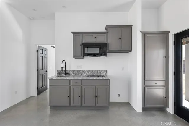 $329,900 | 5090 1st Street East, Joshua Tree, CA 92252