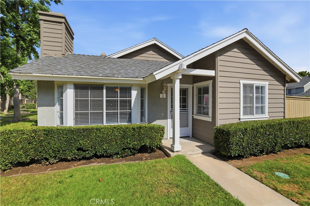 11 Fairside Irvine, CA 92614 - Photo 5 of 40