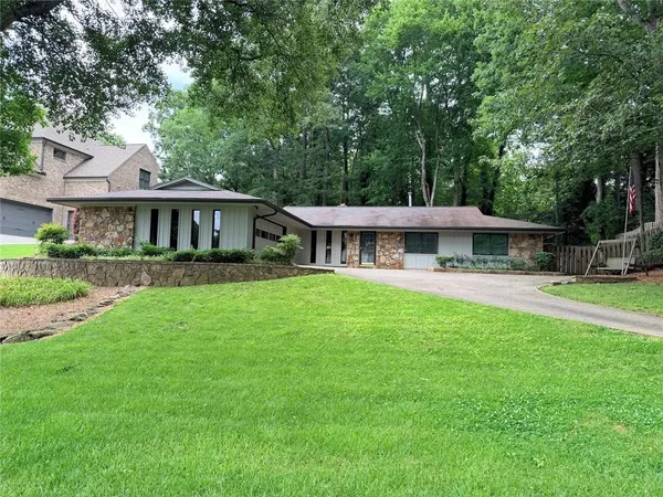 $3,600 | 298 Indian Hills Trail, Marietta, GA 30068