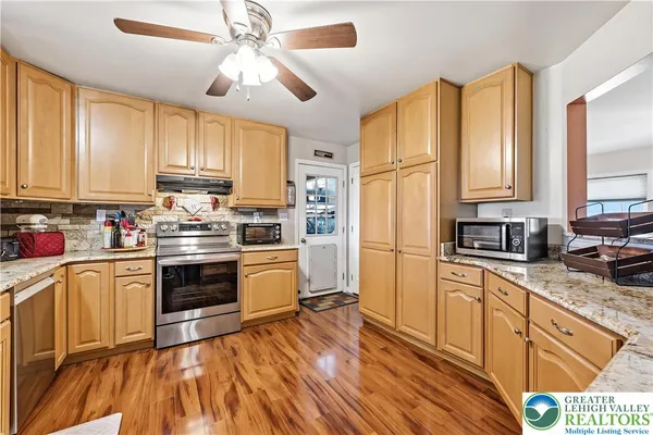 $799,900 | 6292 Sandy Court, New Tripoli, PA 18066