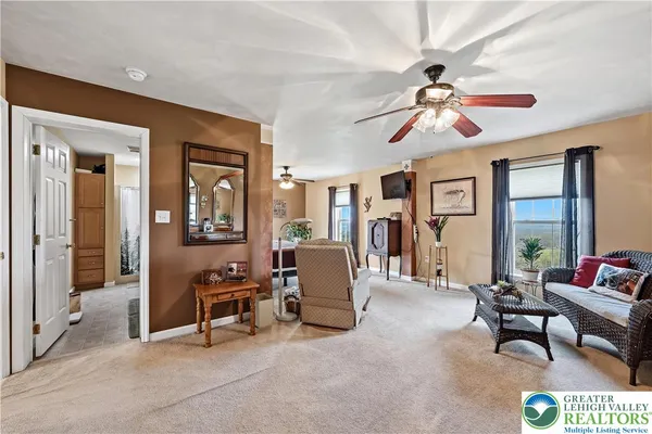 $799,900 | 6292 Sandy Court, New Tripoli, PA 18066