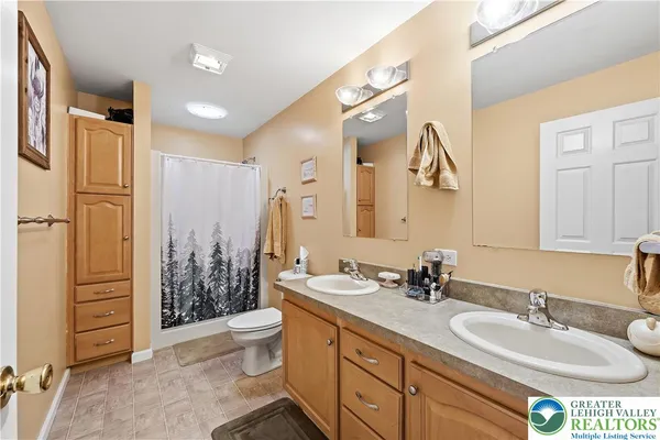 $799,900 | 6292 Sandy Court, New Tripoli, PA 18066