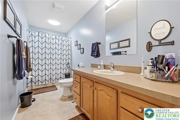 $799,900 | 6292 Sandy Court, New Tripoli, PA 18066