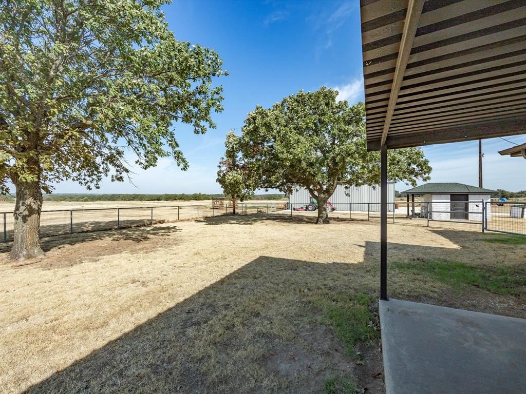 3914 Alamo Road Bowie, TX 76230 - Photo 23 of 40 Gallery Image 23