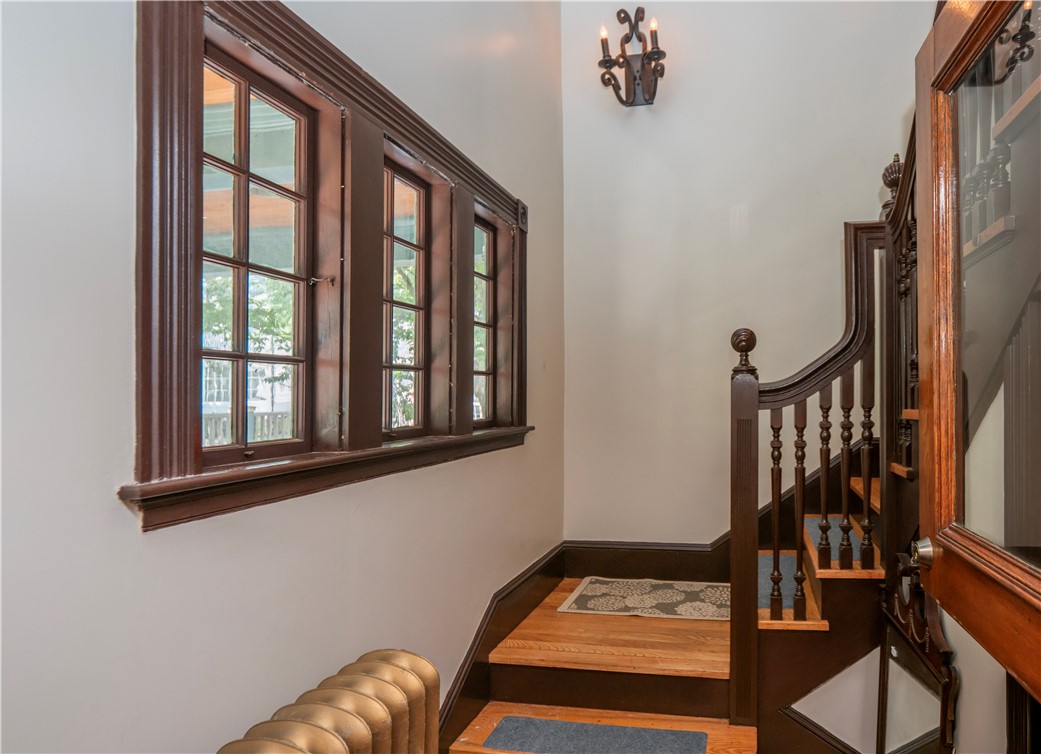 17 Lincoln Street Newport, RI 02840 - Photo 26 of 50