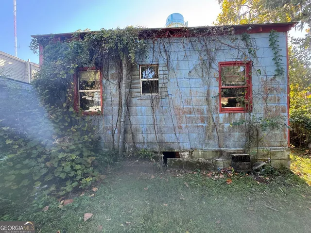 a backyard of a house