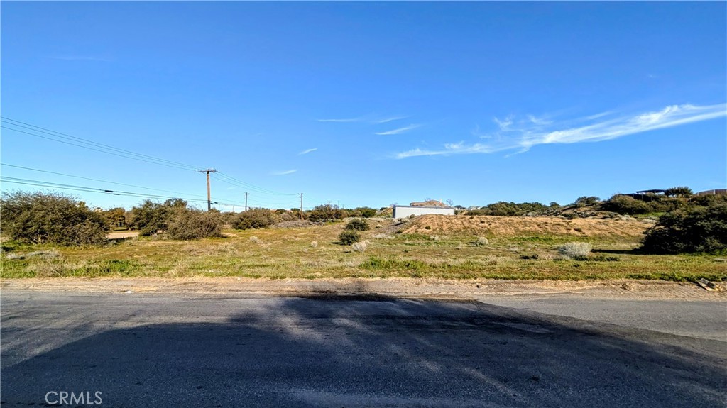 10735 Ranchero Road Oak Hills, CA 92344 - Photo 15 of 15