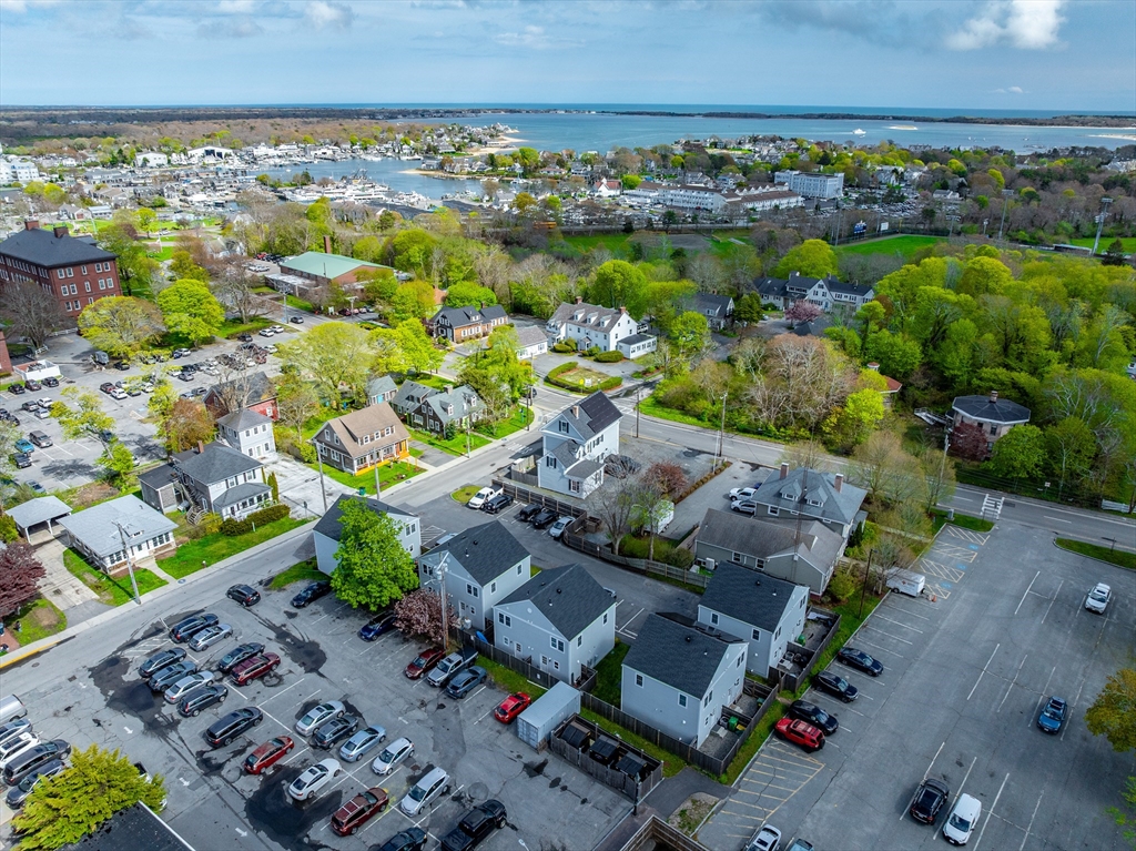 39 Pearl Street Barnstable, MA 02601 - Photo 22 of 34