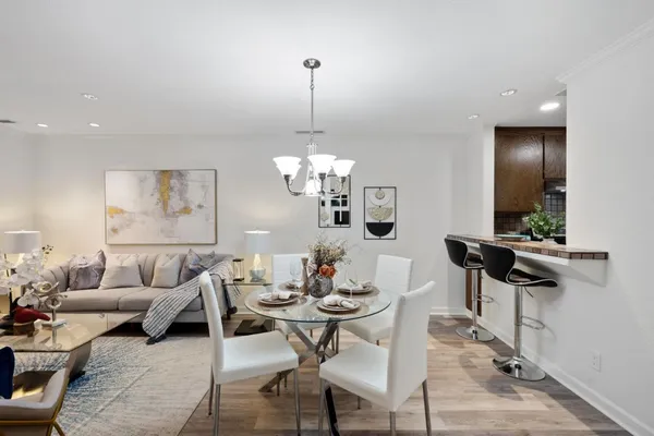$1,099,888 | 2071 Plymouth Street, Unit J, Mountain View, CA 94043