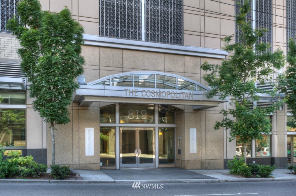 819 Virginia Street, Unit 906 Seattle, WA 98101 - Photo 1 of 15