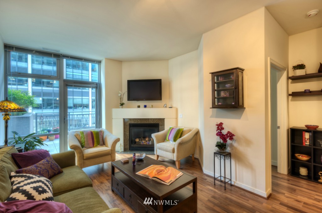 819 Virginia Street, Unit 906 Seattle, WA 98101 - Photo 6 of 15