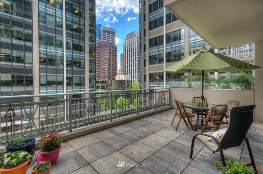 819 Virginia Street, Unit 906 Seattle, WA 98101 - Photo 10 of 15