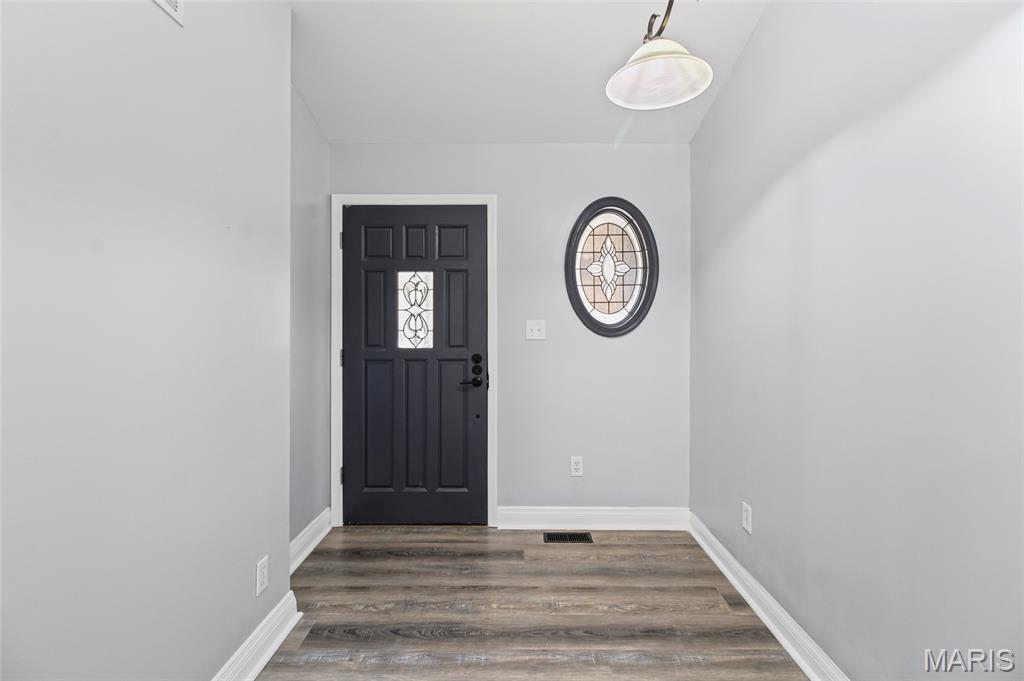 4814 Red Cedar Valley Lane High Ridge, MO 63049 - Photo 16 of 93