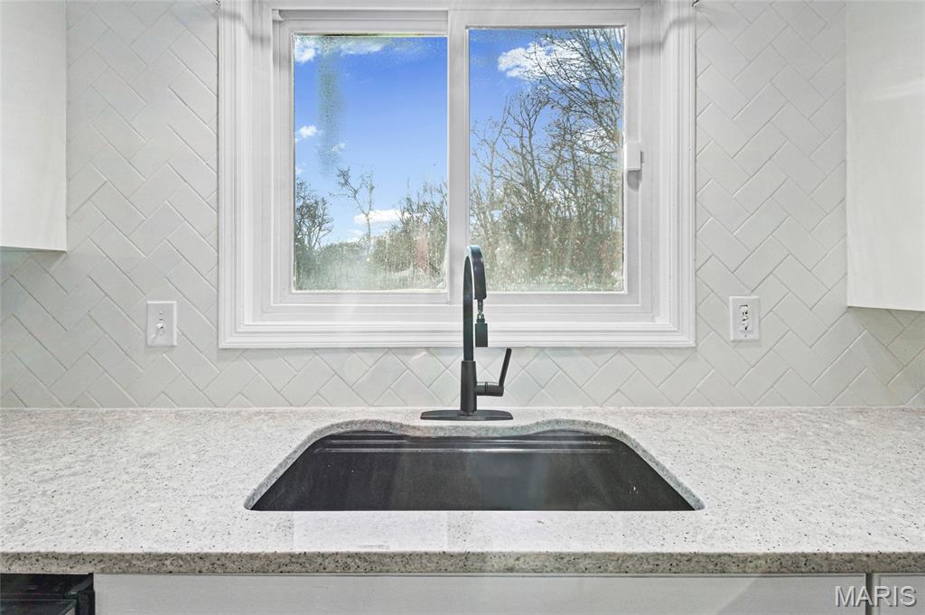 4814 Red Cedar Valley Lane High Ridge, MO 63049 - Photo 35 of 93